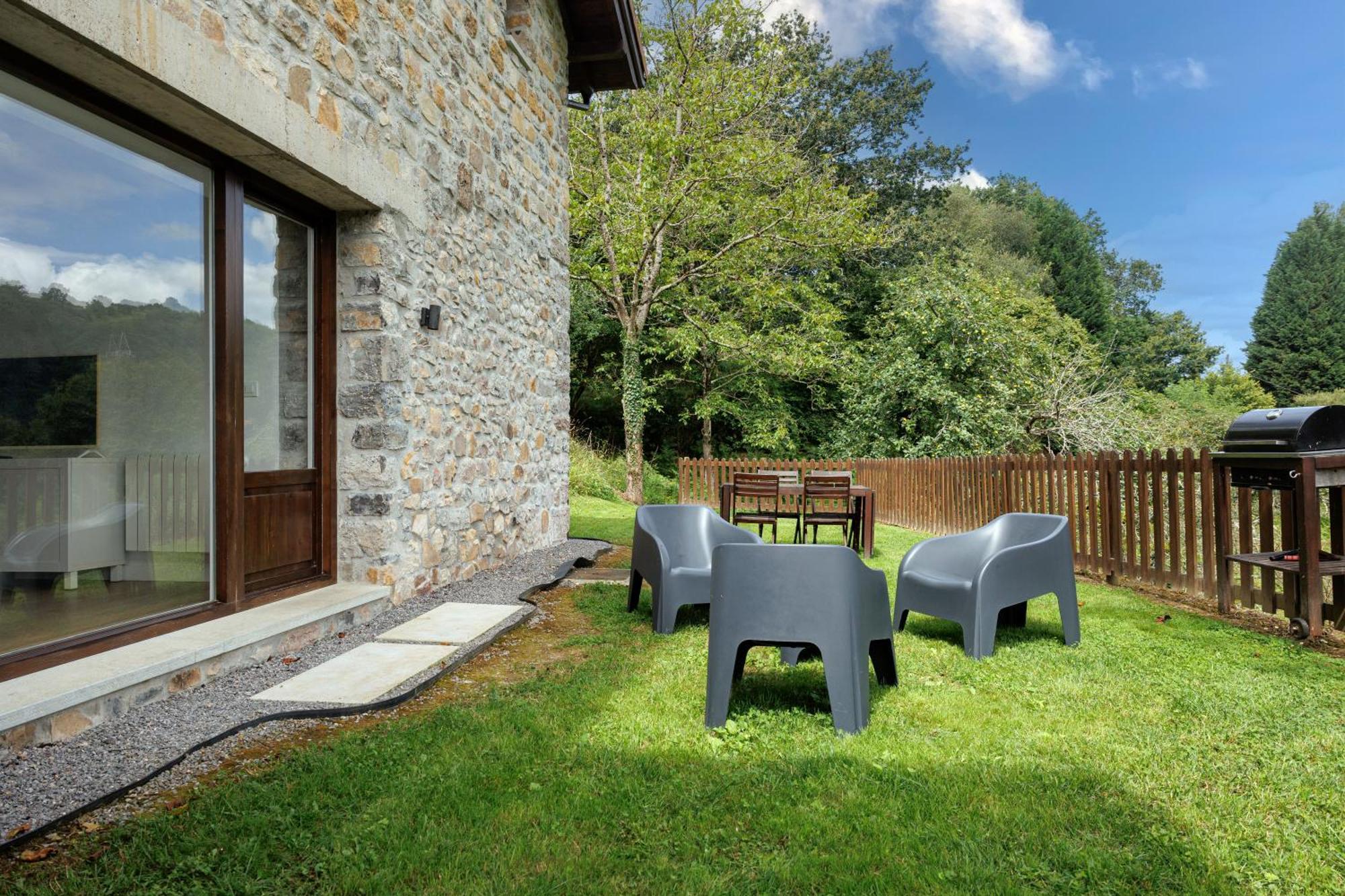 Finca La Caseria Apartamentos Onís Dış mekan fotoğraf